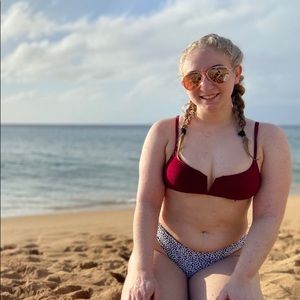 Zadel Red V-Cut Bikini Top